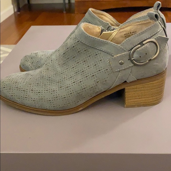 Sued grey booties from Sonoma size 8 - Picture 3 of 6